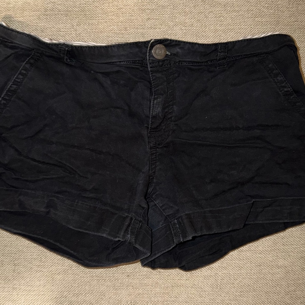 Aeropostale Women's Black Cargo Shorts